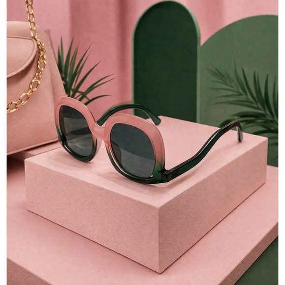 Unbranded Accessories - Womens Oversized Square Sunglasses Pink Green Gradient Frame Retro Shades